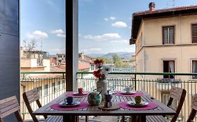 Binario9 Terrace Apartment By Mamo Florence